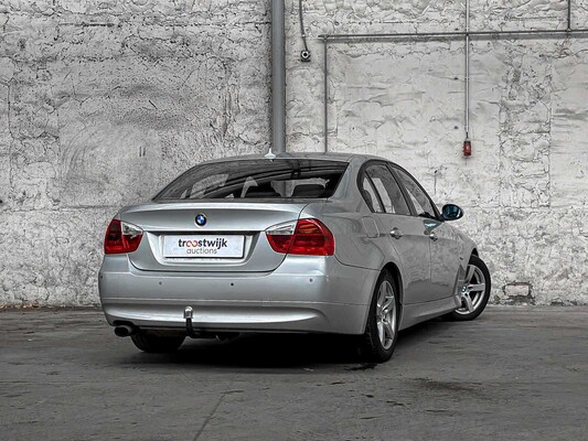 BMW 318i Business Line 3er-Serie 143 PS 2008, 73-GLH-6