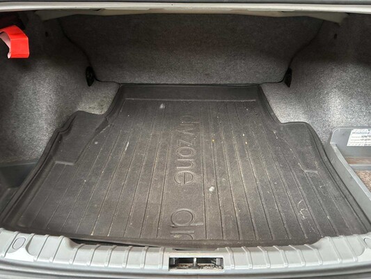 BMW 318i Business Line 3-serie 143pk 2008, 73-GLH-6