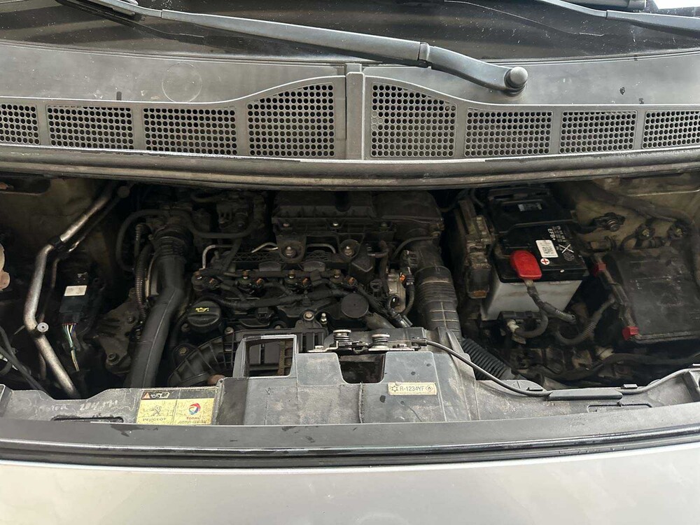 Peugeot Expert Traveller 1.5 9-persoons 120pk 2019