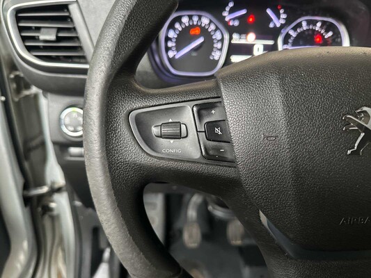 Peugeot Expert Traveller 1.5 9-persoons 120pk 2019