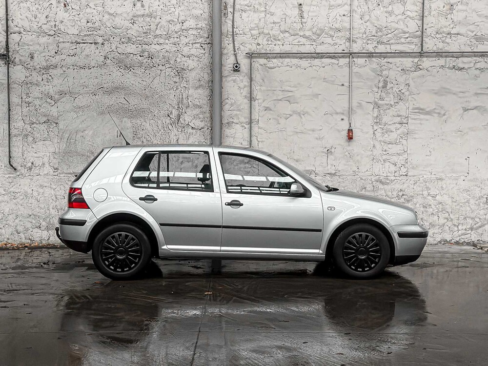 Volkswagen Golf 1,6 Trendline 101 PS 2001 AUTOMATIK, 23 PS-FX