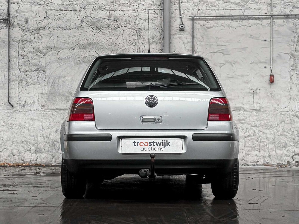 Volkswagen Golf 1.6 Trendline 101pk 2001 AUTOMAAT, 23-HP-FX
