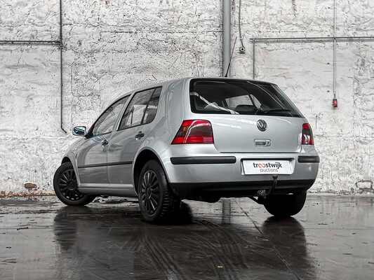 Volkswagen Golf 1,6 Trendline 101 PS 2001 AUTOMATIK, 23 PS-FX