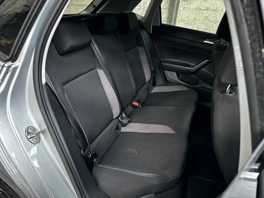 Volkswagen Polo 1.0 TSI Business 2022 -Automaat-, JLV-65-K