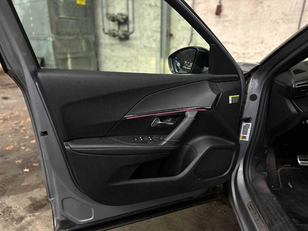 Peugeot e-2008 EV GT 50 kWh 136pk 2020, K-173-HP