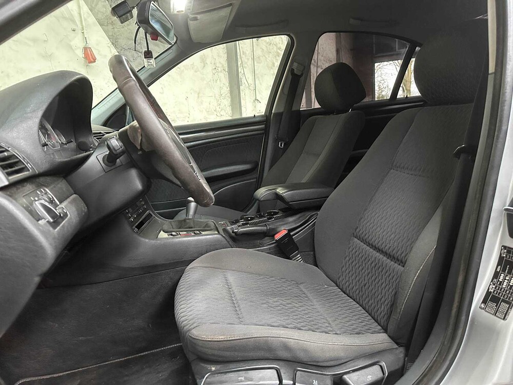 BMW 320i Executive 6-Zylinder 150 PS 1998, XJ-DS-29