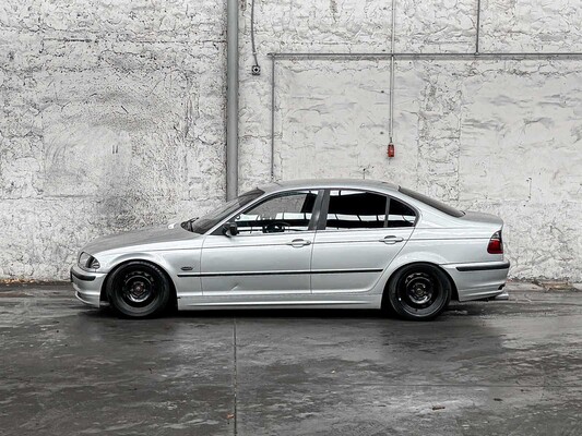 BMW 320i Executive 6-Zylinder 150 PS 1998, XJ-DS-29