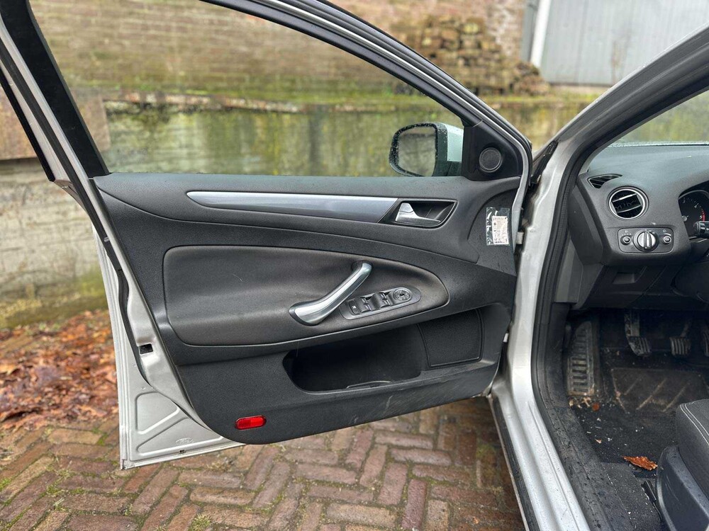 Ford Mondeo Kombi 2,0 TDCi Trend 116 PS 2011, 85-PBB-8