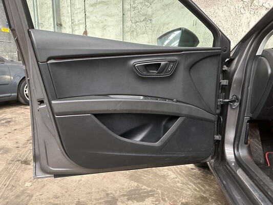 SEAT Leon 1.4 EcoTSI FR Connect 150 PS 2016, G-727-KT