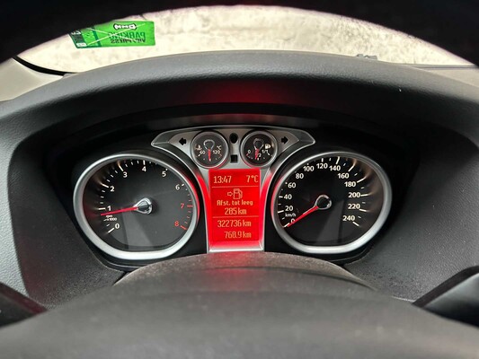 Ford Focus Kombi 1.8 Limited Flex.F. 123 PS 2011, 96-NZR-8