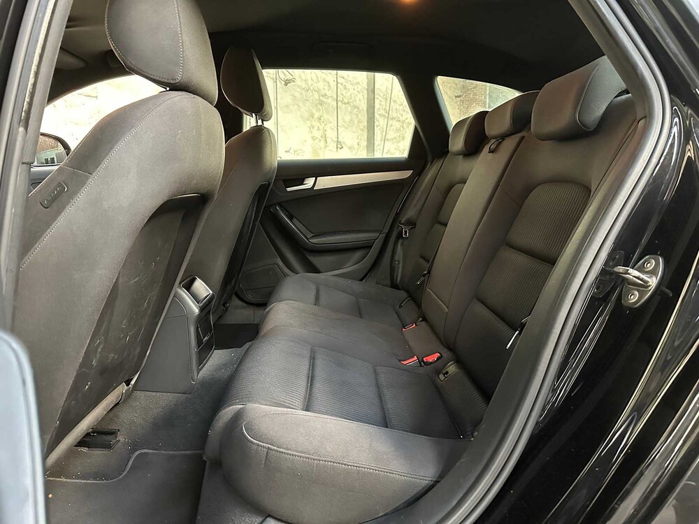 Audi A4 B8 Avant 1.8 TFSI Pro Line Business 160 PS 2008, 61-GNZ-7