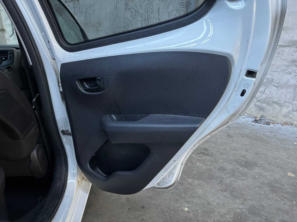 Peugeot 108 1.0 e-VTi Active 72 PS 2021 (Erstbesitzer), L-735-VT