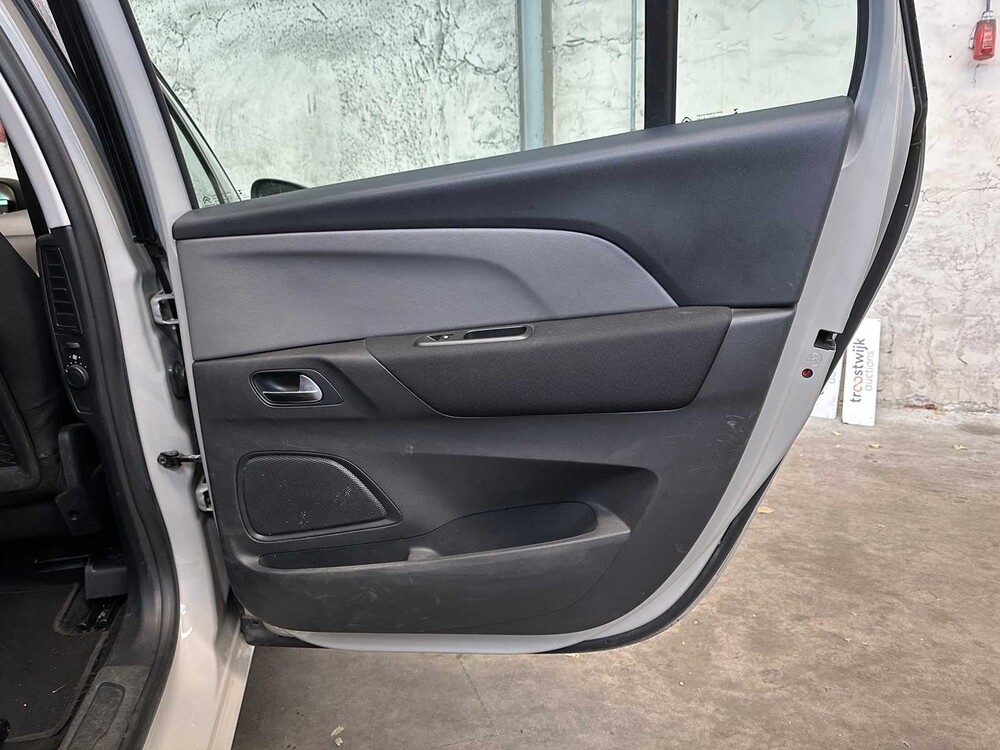 Citroën C4 Spacetourer 1.2 Puretech S&s Feel 5d 131 PS 2018 (7-Sitzer)