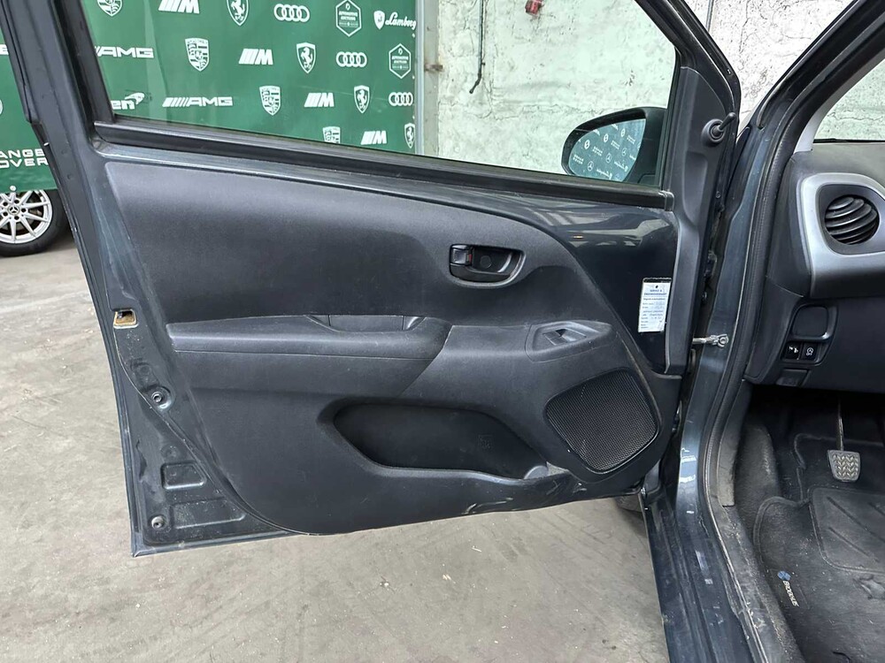 Peugeot 108 1.0 e-VTi Active 69 PS 2018, SL-329-L