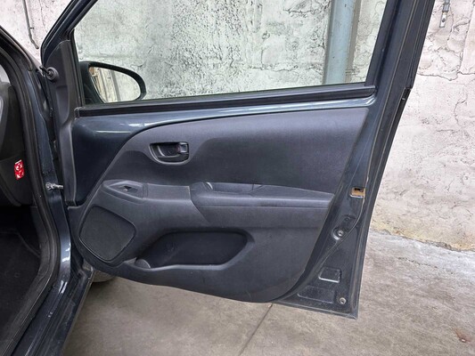 Peugeot 108 1.0 e-VTi Active 69 PS 2018, SL-329-L