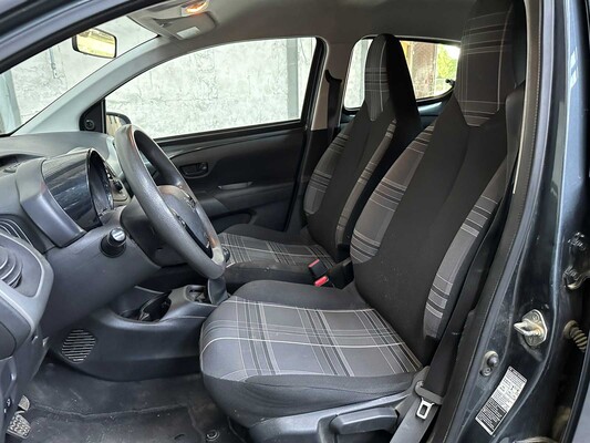 Peugeot 108 1.0 e-VTi Active 69 PS 2018, SL-329-L