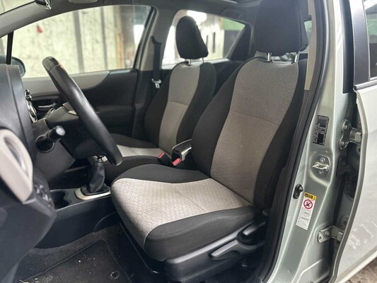 Toyota Yaris 1.3 VVTi Aspiration 2011 98pk, RB-304-D
