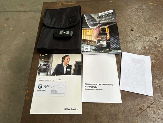 BMW 118i Executive 1-serie 136pk 2018, SR-255-Z