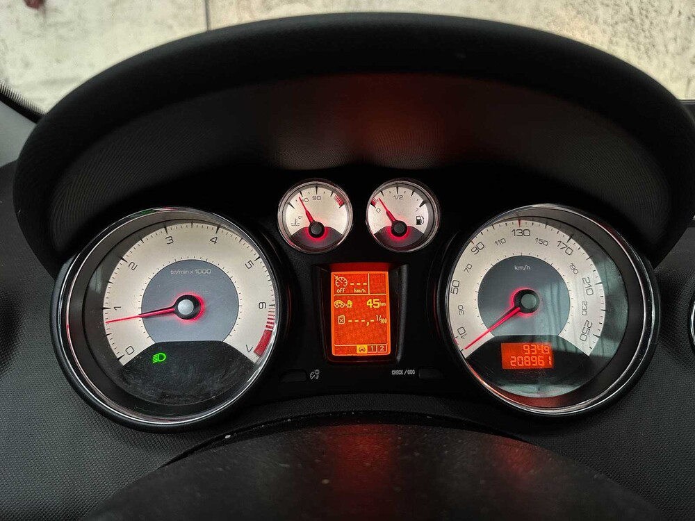 Peugeot 308 SW 1.6 THP Allure 7p 154pk 2013, 7-KBD-01