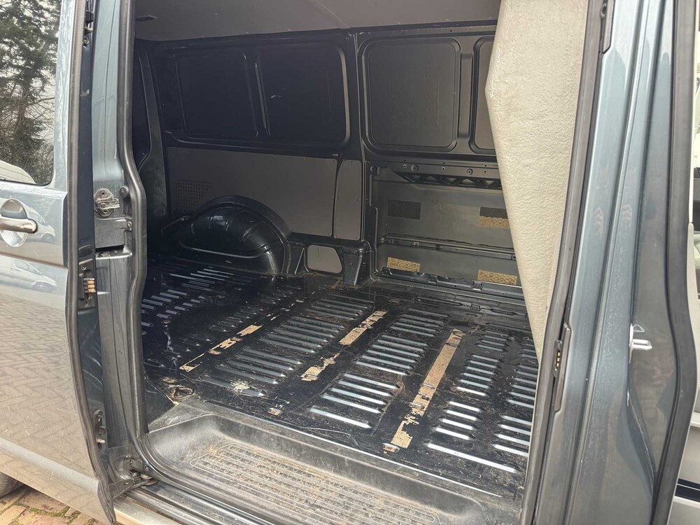 Volkswagen Transporter 2.5 TDI 340 172pk 2005 DSG 