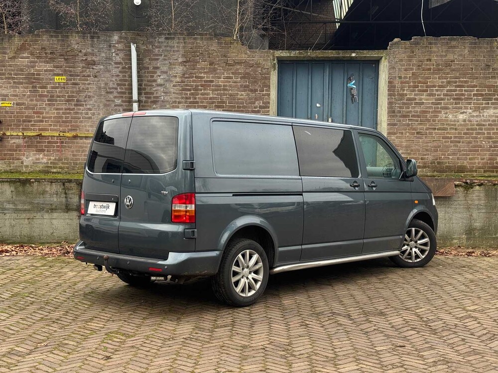 Volkswagen Transporter 2.5 TDI 340 172pk 2005 DSG 