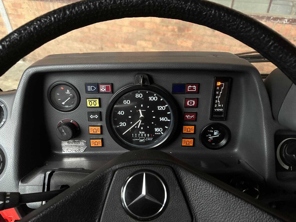 Mercedes-Benz Van 310D High G.V.W. Long/Low 95 PS 1994, V-76-NGP