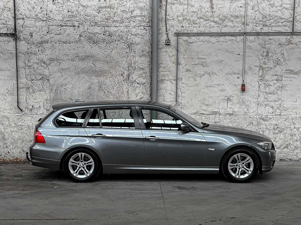 BMW 318i Touring Corporate Lease Luxury Line 136pk 2011 (Origineel-NL) 3-serie, 51-SKX-6