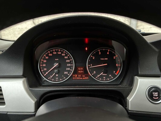 BMW 318i Touring Corporate Lease Luxury Line 136 PS 2011 (Original-NL) 3er, 51-SKX-6