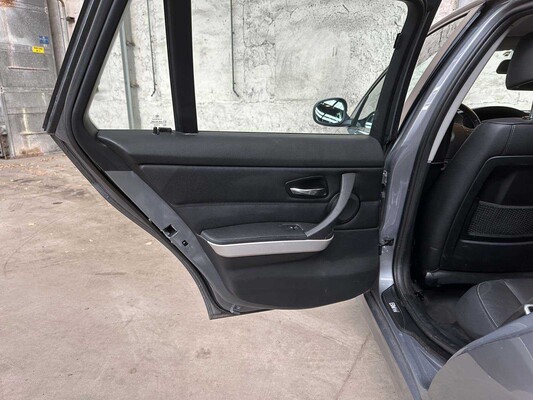 BMW 318i Touring Corporate Lease Luxury Line 136 PS 2011 (Original-NL) 3er, 51-SKX-6