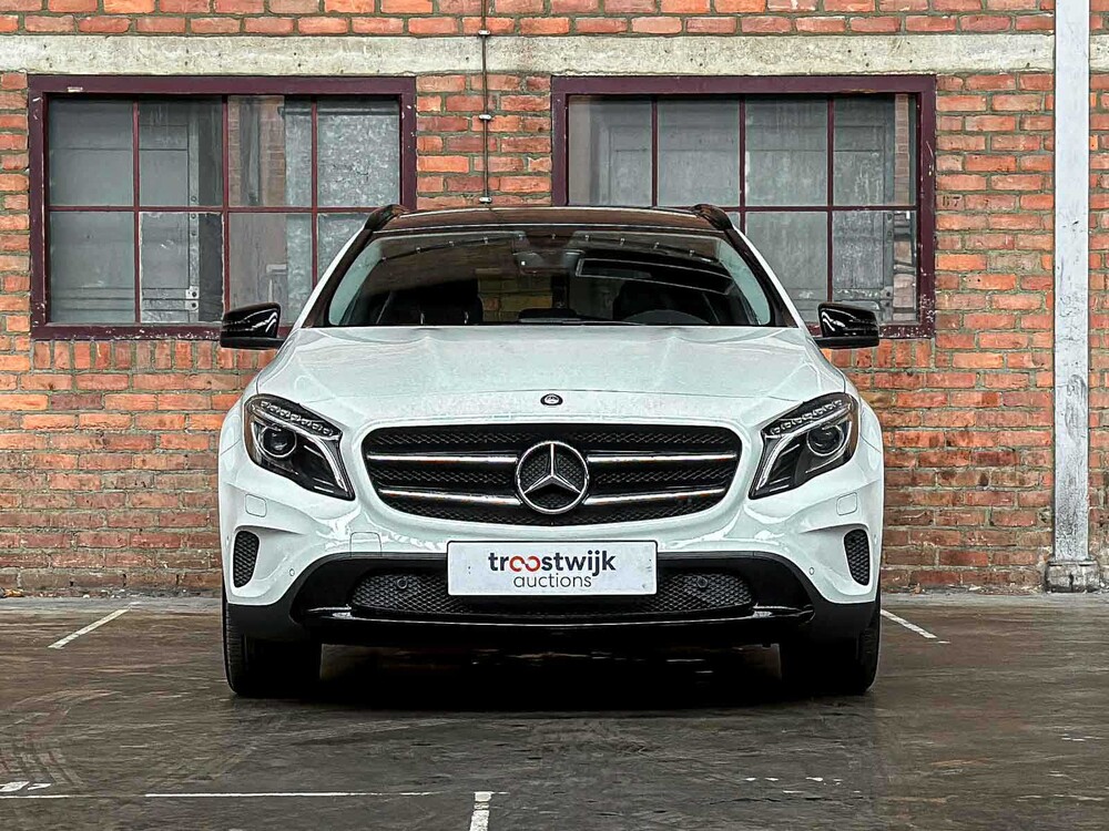 Mercedes-Benz GLA200 1,6 156 PS 2014 (Automatik) GLA-Klasse, TR-595-G