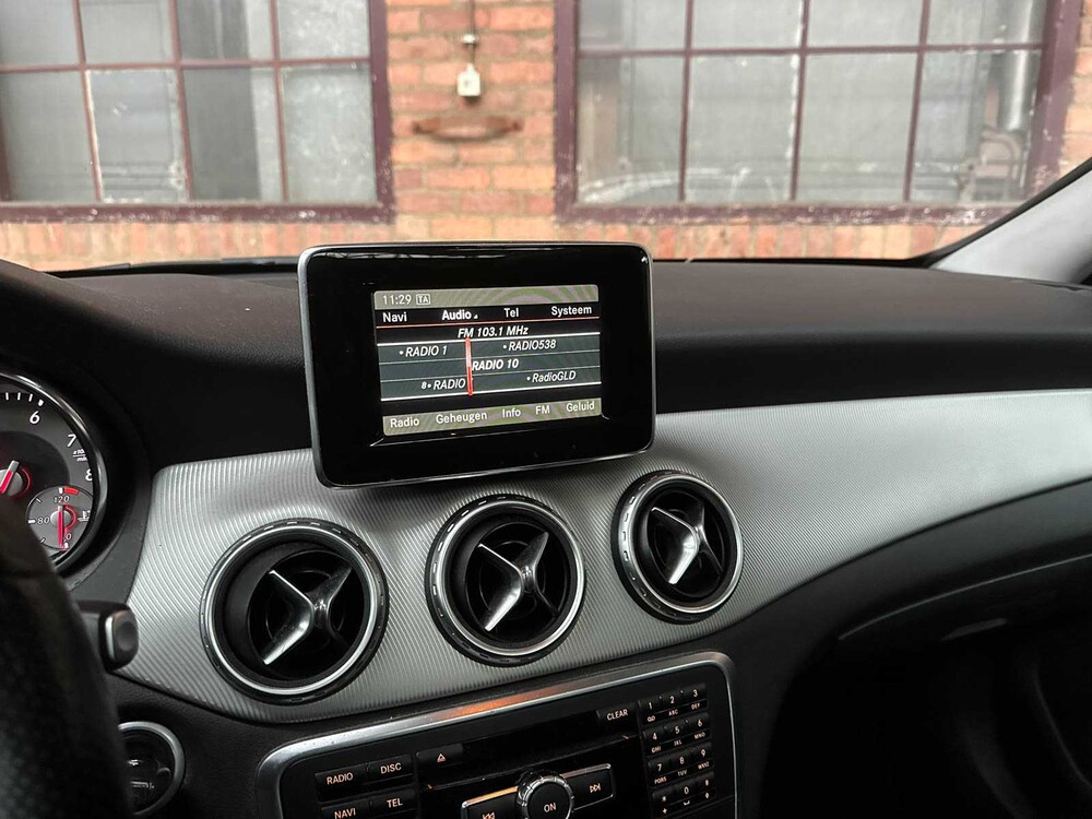 Mercedes-Benz GLA200 1,6 156 PS 2014 (Automatik) GLA-Klasse, TR-595-G