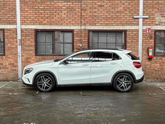 Mercedes-Benz GLA200 1.6 156pk 2014 (Automaat) GLA-klasse, TR-595-G