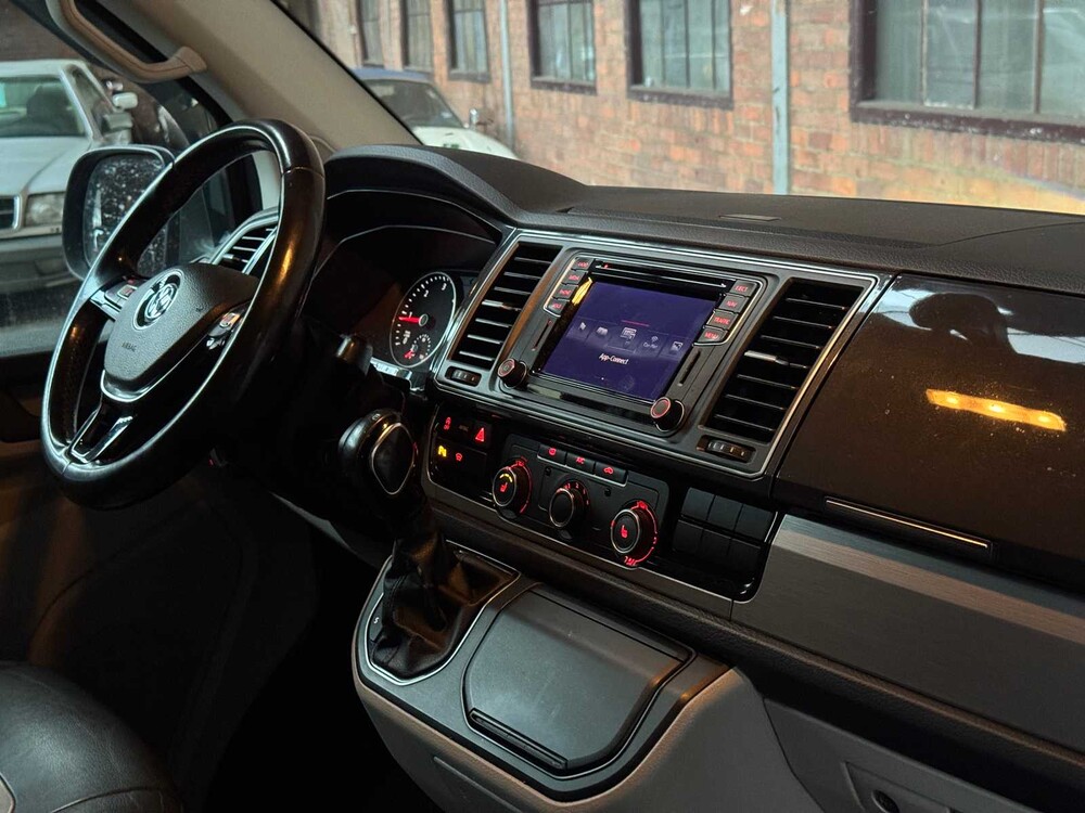 Volkswagen Transporter 2.0 TDI DSG 