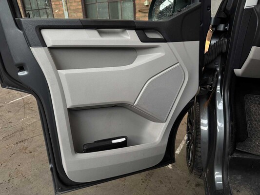 Volkswagen Transporter 2.0 TDI DSG 