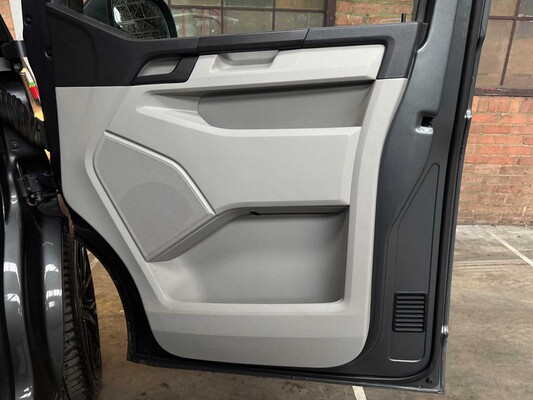 Volkswagen Transporter 2.0 TDI DSG 