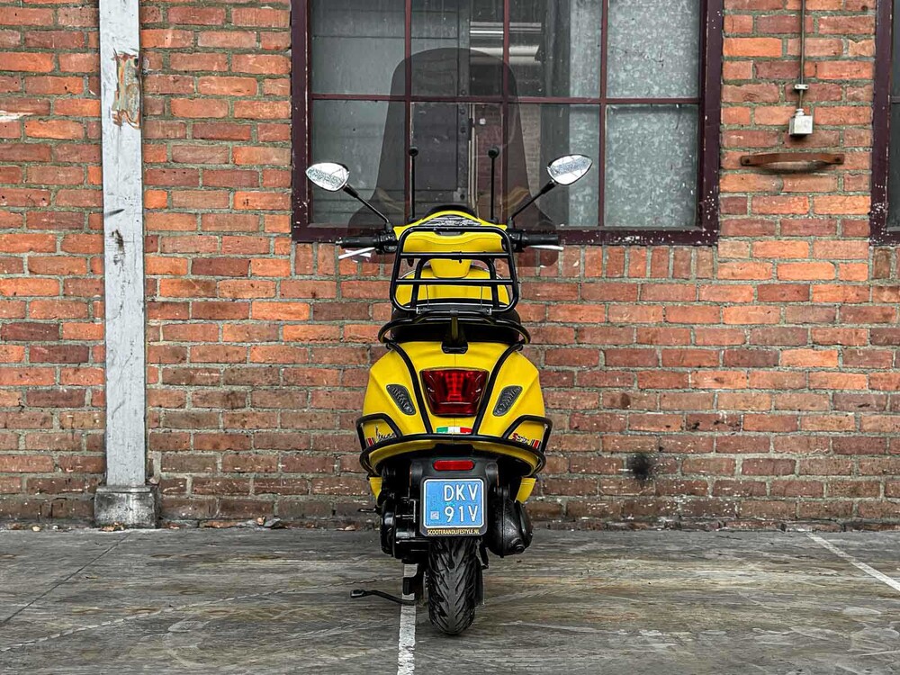 Piaggio Vespa Sprint 4T -CUSTOM- 2017, DKV-91-V Scooter