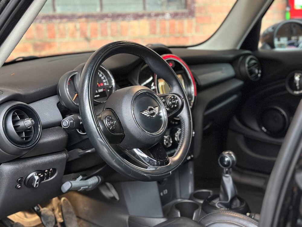 Mini Cooper 1.5 Business 136 PS 2016 (Original-NL), KR-270-J