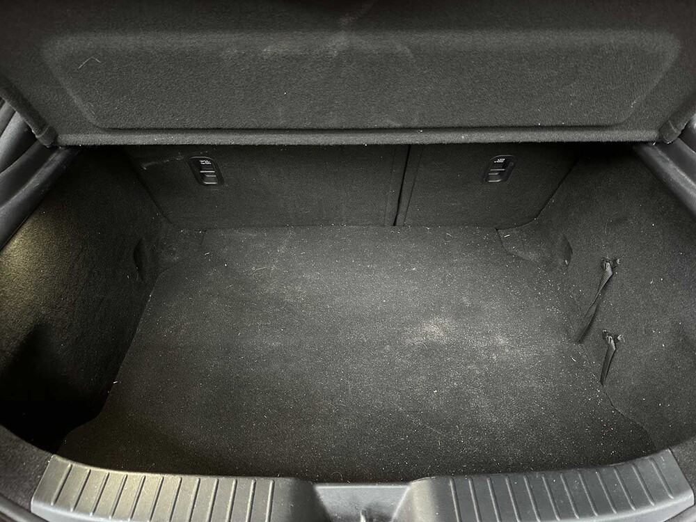 Mazda 3 2.0 SkyActiv-X 180 PS 2019 (Original-NL + 1. Besitzer), G-183-SN