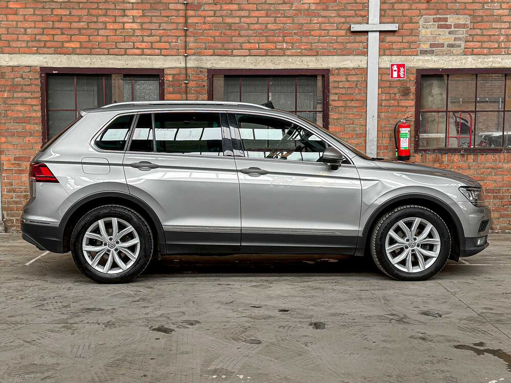 Volkswagen Tiguan 1.4 TSI ACT Highline 148pk 2018 (Origineel-NL), RR-501-H