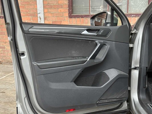 Volkswagen Tiguan 1.4 TSI ACT Highline 148 PS 2018 (Original-NL), RR-501-H