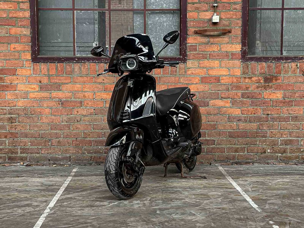 Piaggio Vespa Sprint 4T CUSTOM 2014, F-443-VL Roller