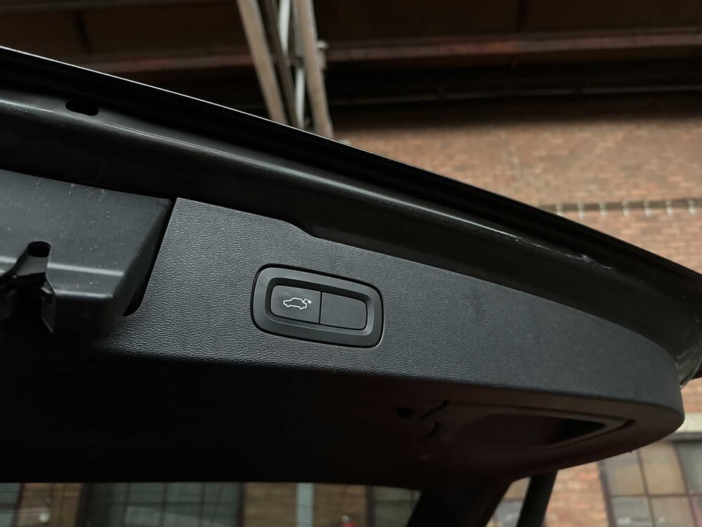 Volvo V60 2.0 T4 Moment.Pro 188 PS 2019, ZP-740-L