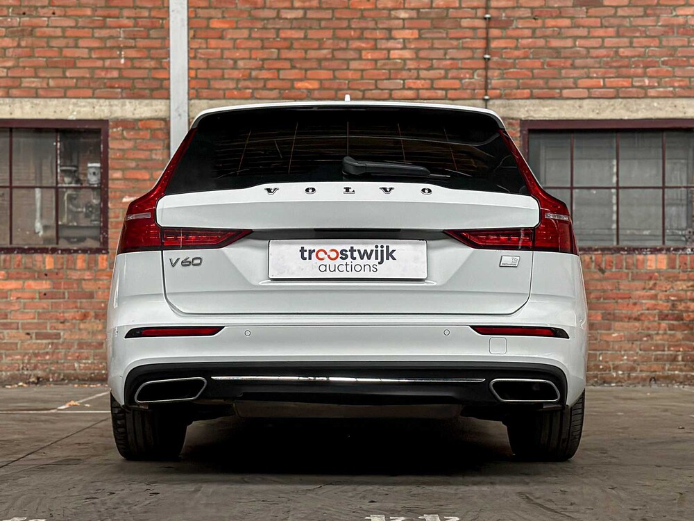 Volvo V60 2.0 T6 Recharge AWD Inschrift 253 PS 2021 (Original-NL + 1. Besitzer), N-828-HZ