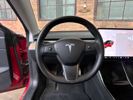 Tesla Model 3 Performance AWD 75 kWh 462 PS 2019 (Original-NL + 1. Besitzer), G-786-XK