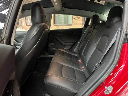 Tesla Model 3 Performance AWD 75 kWh 462 PS 2019 (Original-NL + 1. Besitzer), G-786-XK