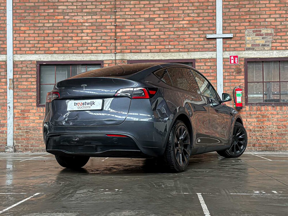 Tesla Model Y Long Range AWD 75kWh 351pk 2021, N-842-RT