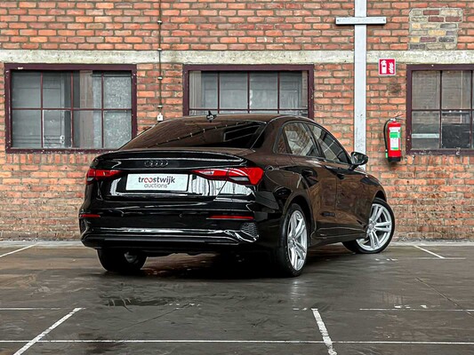 Audi A3 Limousine 30 TFSI S Edition 110pk 2021, Z-259-RT