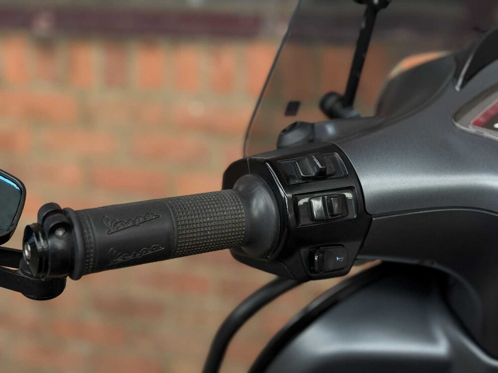 Piaggio Vespa Sprint 4T 2015 Roller, DBL-64-H