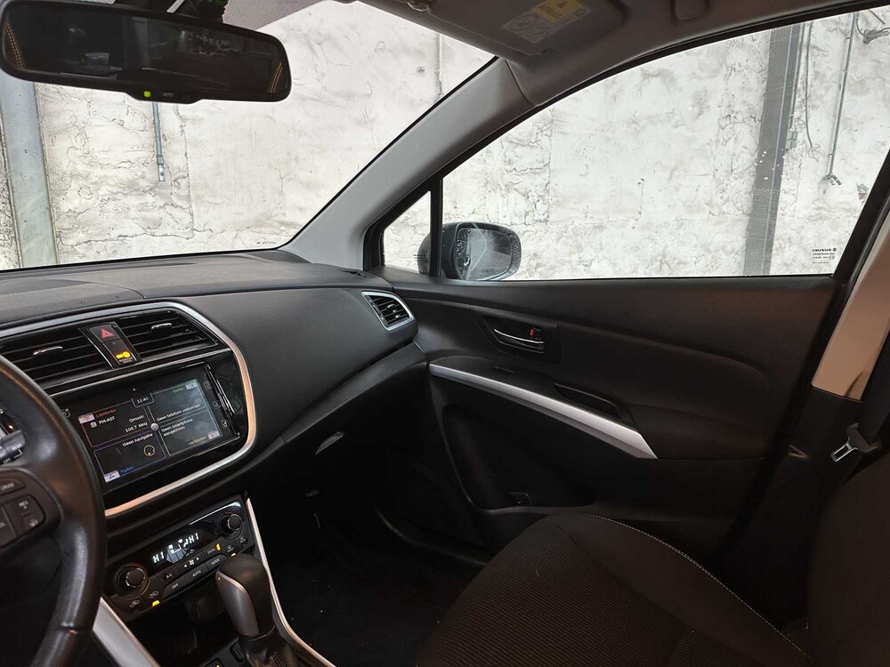 Suzuki S-Cross 1.4 B.jet Exclusive 138PK 2018, TK-881-B