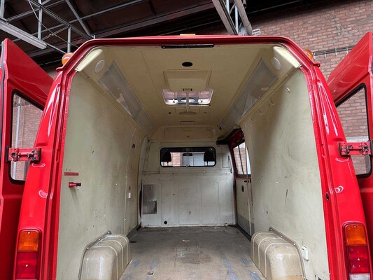 Mercedes-Benz – Feuerwehrwagen – 310D High G.V.W. Long/Low 95 PS 1994, V-76-NGP